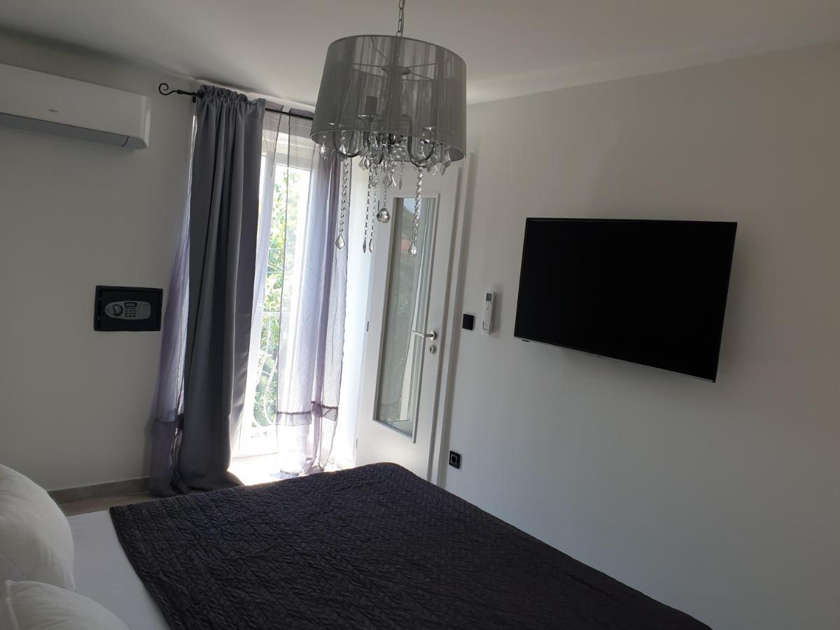 Ferienwohnung Castel Mali Lošinj Exterior foto